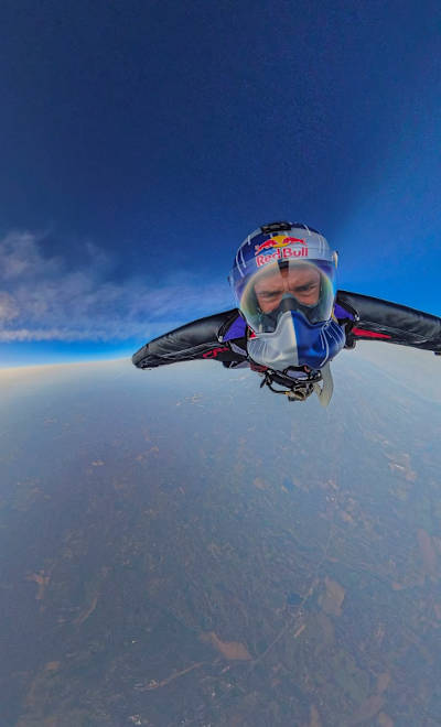 Sebastian Alvarez wingsuit record