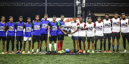 Kalina Rangers (blue) and Joga Bonito before Neymar Jr's Five India final