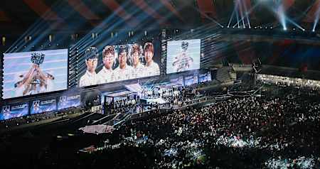 Worlds' stage was bigger than ever