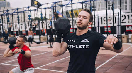 Максим Михайлов