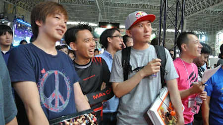 Tokido shares a laugh with Bonchan and Itazan