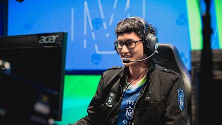 Flash Wolves Karsa represented Taiwan's LMS at League of Legends All-Star for the third year in a row.