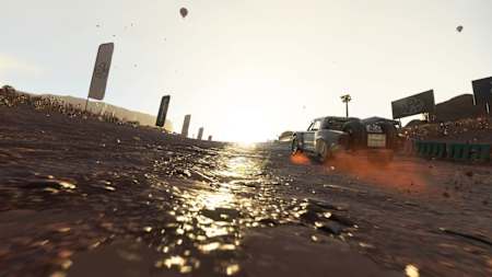 Ein Matsch-Rennen in DIRT 5. Technik hinterlässt der Arcade-Racer einen sehr guten Eindruck.