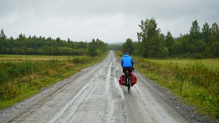 Simon Parker Earth Cycle bikepacking advice