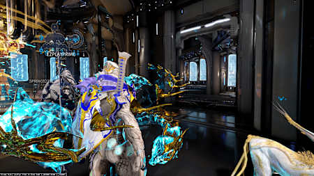 左邊是大黃臉SIMARIS，右邊的通道就是考試練習區，每一座膠囊裡各自代表一個段位考試