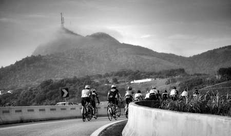 Ida ao Pico do Jaraguá. Pedal Assos, Novembro 2016 Por trás das lentes com Gazela Fotos