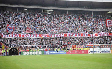 A torcida do Estrela Vermelha também tem um Maracanã pra chamar de seu