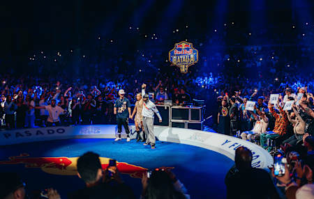 Fat N Campeón de Red Bull Batalla: Nueva Historia