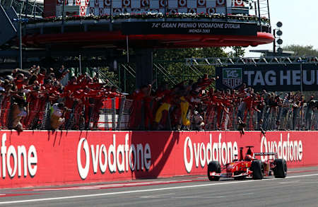 Michael Schumacher au Grand Prix de Monza Italie de Formule 1 2003.