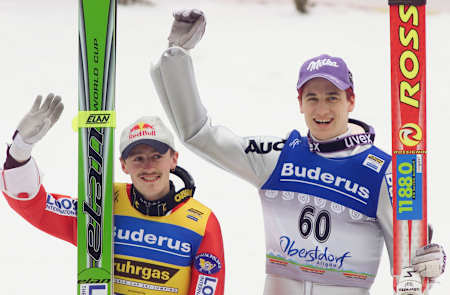 Adam Małysz i jego wielki rywal z tamtych czasów Martin Schmitt