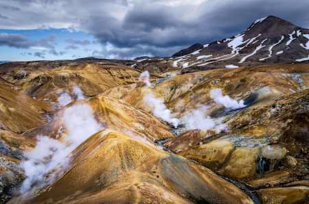 Kerlingarfjoll, Iceland looks like another planet due to the volcanic activity there