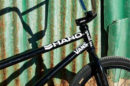 Close up of Matthias Dandios's Haro SDv2 BMX frame