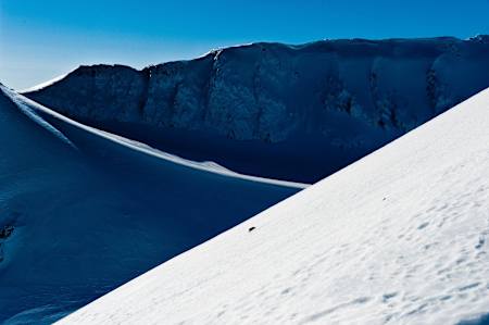 Schneebedeckte Berge in Alaska.