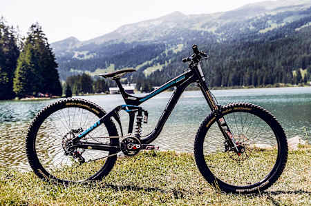 Giant Glory Марсело Гутьерреса Giant Glory Марсело Гутьерреса