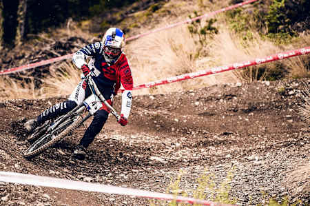 Championnats du monde de VTT de descente 2015, Bruni