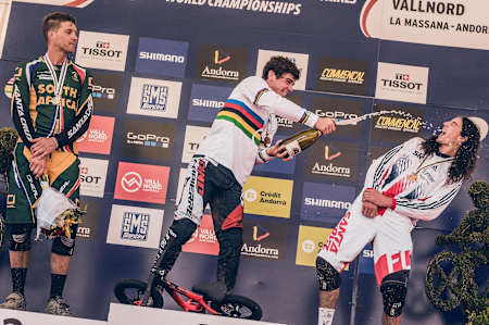 Championnats du monde de VTT de descente 2015, podium