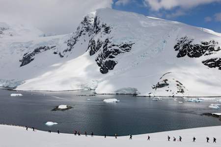 The Last Desert is a 250km run in Antarctica. 