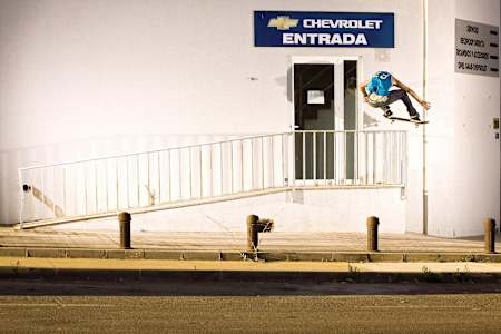 Jorge Calderon, Ollie