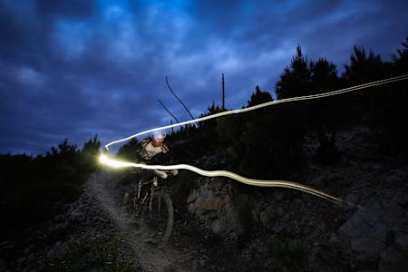 Rider impegnato alla 24h di Finale nella lunga notte di gara