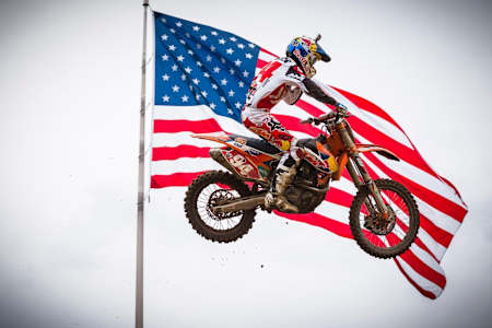 Ken Roczen sharing space with Old Glory Ken Roczen sharing space with Old Glory