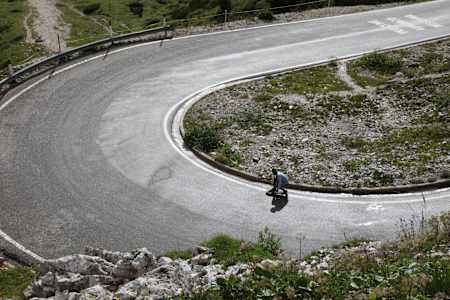 Swooping in to the turn