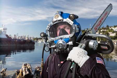 Industrial freediver Britt Coattes
