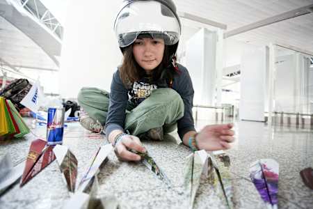 Paper wings china preview can