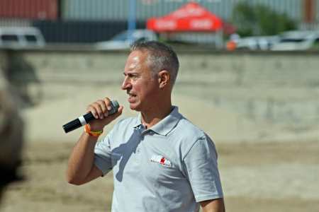 Paul Kaye in his element