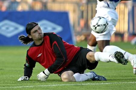 Pfannenstiel tam anlamıyla bir futbol seyyahı