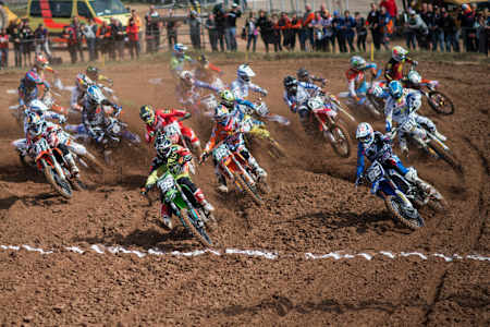Fotos del Mundial MXGP Letonia 2015: holeshot