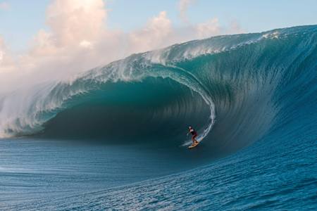 XXL파도를 타고있는 카를로스 노게일즈(Carlos Nogales)