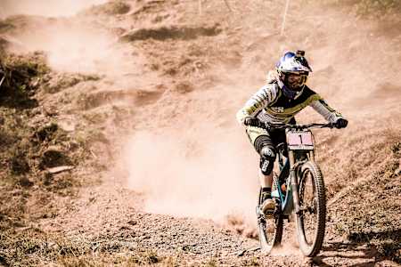 5 acessórios essenciais para downhill