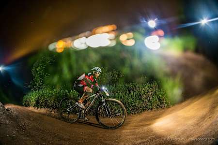 Você também acha que parece de miniatura?