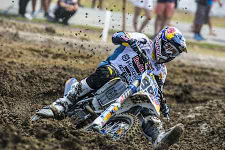 Fuß unten ist ein No-Go im Sand