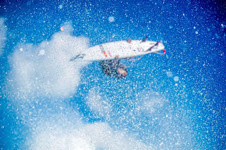 Carlos Muñoz flyaway blur