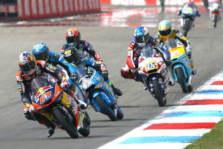 Bo Bendsneyder does the dangle in Moto3