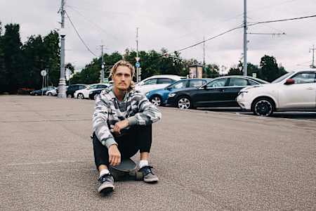 Саша Тихомиров Саша Тихомиров