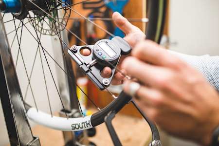 A tensão dos raios é testada