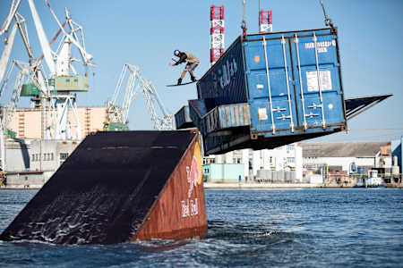 Wake Crane Pula - leteći element