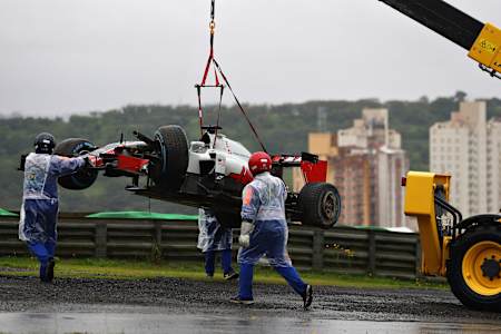 Romain Grosjean didn't even manage the warm up lap