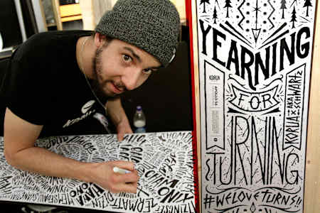 ウルトラカスタムパウダーウェポン：Aaron Schwartz X Korua Shapes