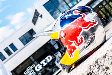 Shadi Al Daherie 2017 Red Bull helmet design
