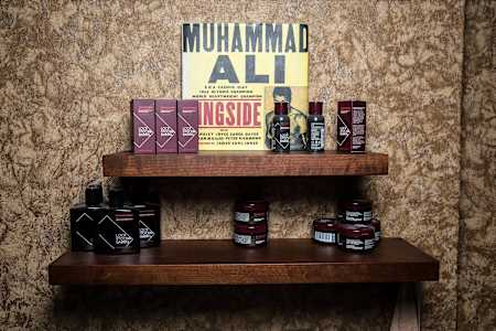 Laky Royal Cut, fotografie, Rytmus, barber, kde, kam chodi, Lukáš Vlačuha, Praha, Soukenická