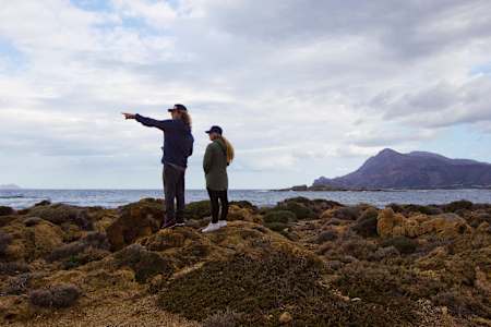 Far from Florida, a Grecian wave check