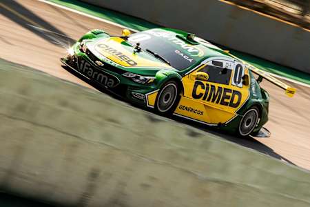 Cacá Bueno vai acelerar essa máquina em 2017