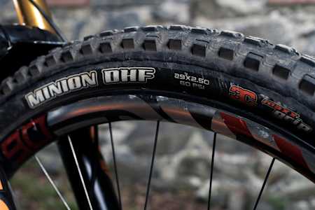 The Maxxis Minion DHF tyres on Luca Shaw's Santa Cruz V10 MTB at Lourdes World Cup on April 27, 2017