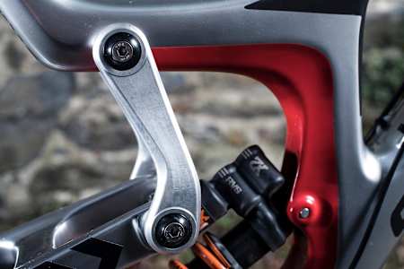 The Suspension Linkage on Luca Shaw Santa Cruz V10 MTB at Lourdes World Cup on April 27, 2017