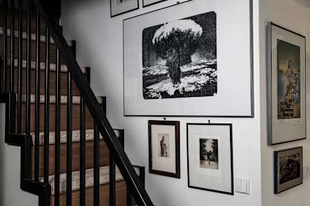 Terezie Kovalová ve svém bytě – série LIVI'N