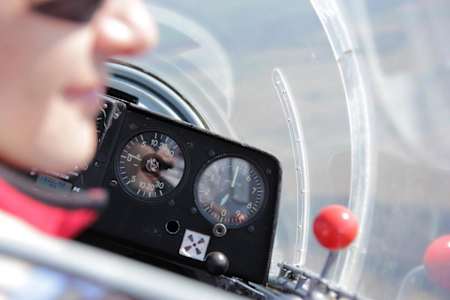 Przyrządy pokładowe szybowca Bocian