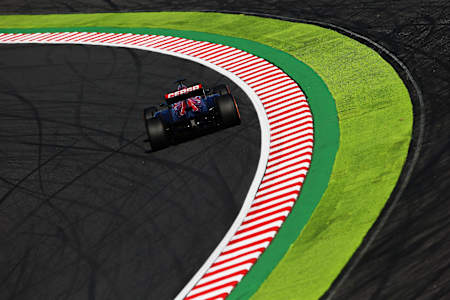 Un Toro Rosso in gara a Suzuka